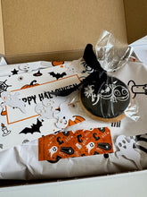 Load image into Gallery viewer, SPRING GIFT / AIDA BOXES || CROSS STITCH GOODIES || PRE - ORDER