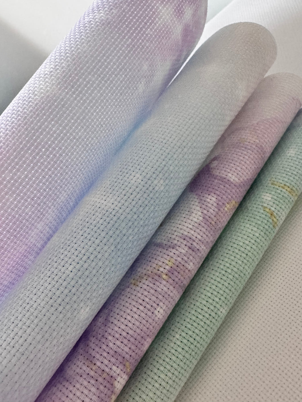 TENNER TUESDAY || Beautiful Aida Fabrics || 11, 14, 16, 18 & 20 Count